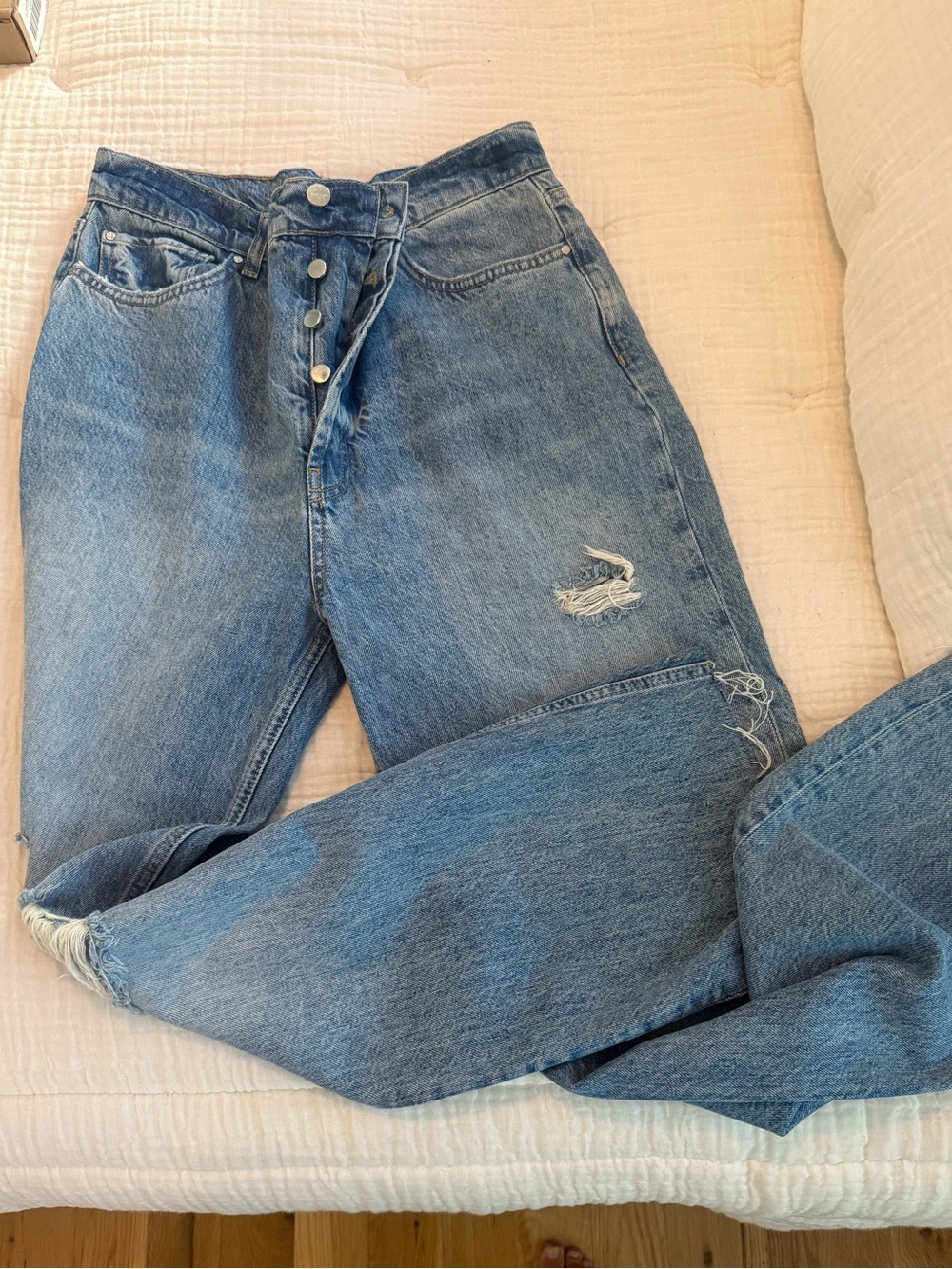 Anine Bing Oversized/Loose Distressed Jeans - Light Blue Denim